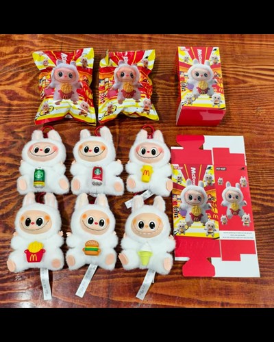 לבובו לבן מקדונלדס וסטארבאקס / מיקב דוגמאות