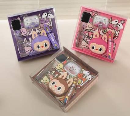 סט שעון, אוזניות בלוטות' וארנק לבובה / מיקס 3 צבעים : image 2