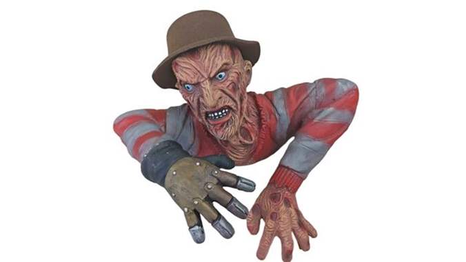 בובת פרדי קרוגר ריאליסטית לדקורציה : image 1